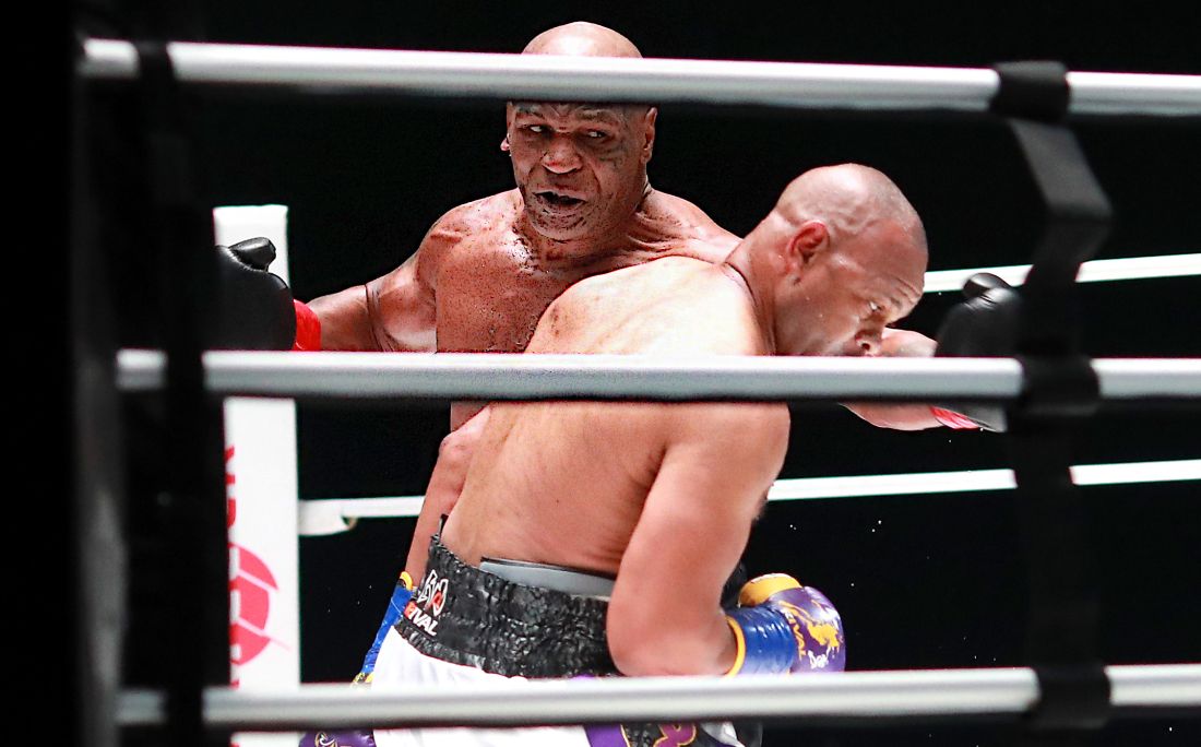 Mike Tyson – Roy Jones Jr., în comentariul lui Snoop Dogg: „Parcă sunt doi dintre unchii mei care se luptă la grătar” | VIDEO