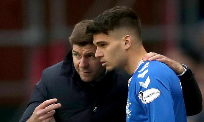 „Steven Gerrard apreciază aceste două lucruri la Ianis!”. Cu ce a reușit fiul „Regelui” să-l impresioneze pe antrenorul lui Rangers