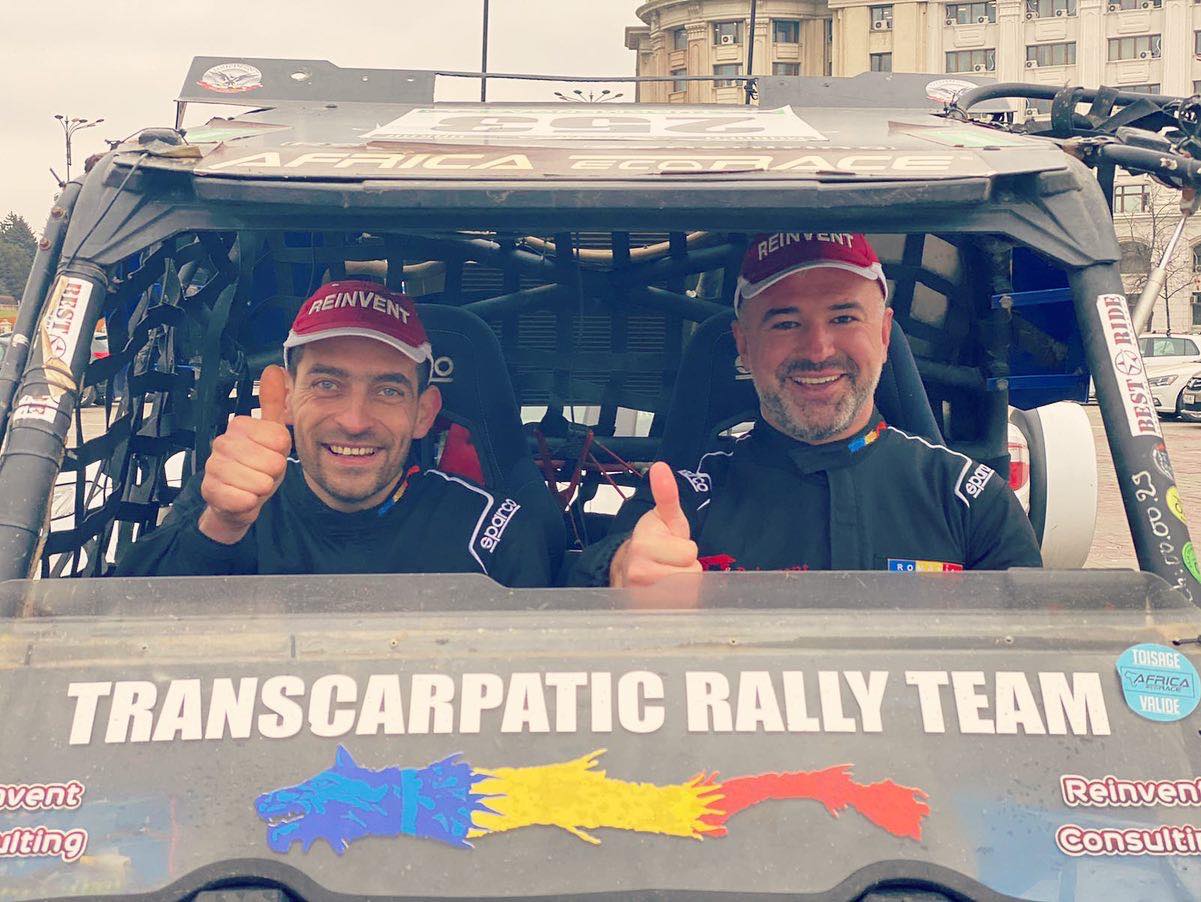 Doi români, gata să scrie istorie în Raliul Dakar! Ar putea fi primul echipaj tricolor care ajunge la finișul celei mai dure competiții de motorsport din lume