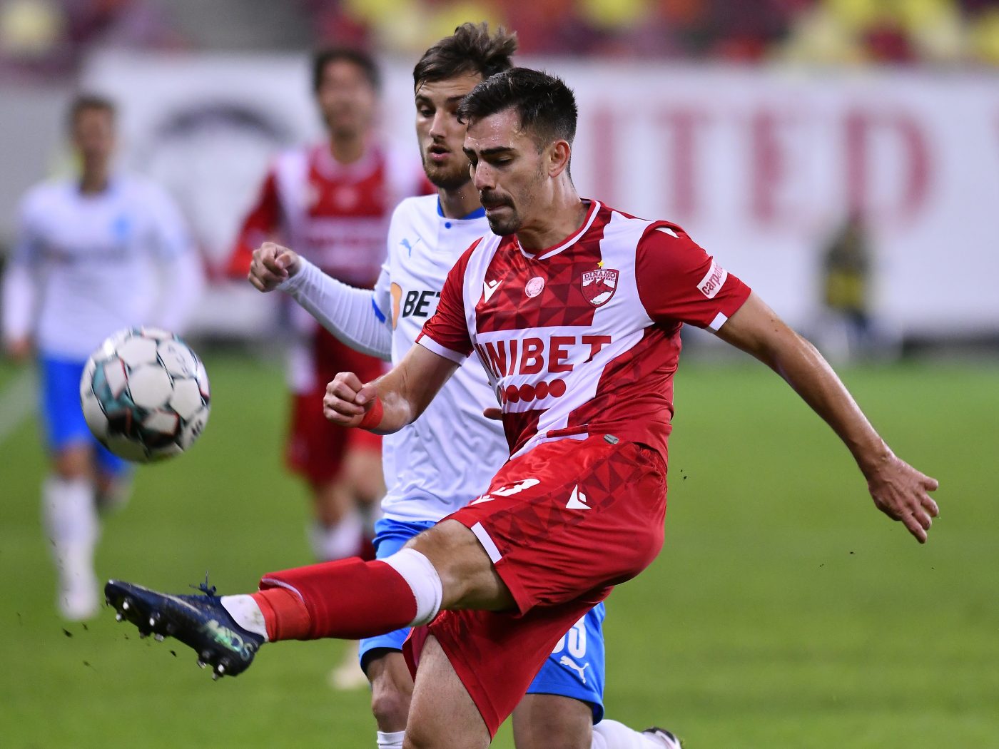 Andrei Radu, dezvăluiri din vestiarul lui Dinamo. „Sunt momente grele!” Mesaj pentru fanii care au ajutat echipa