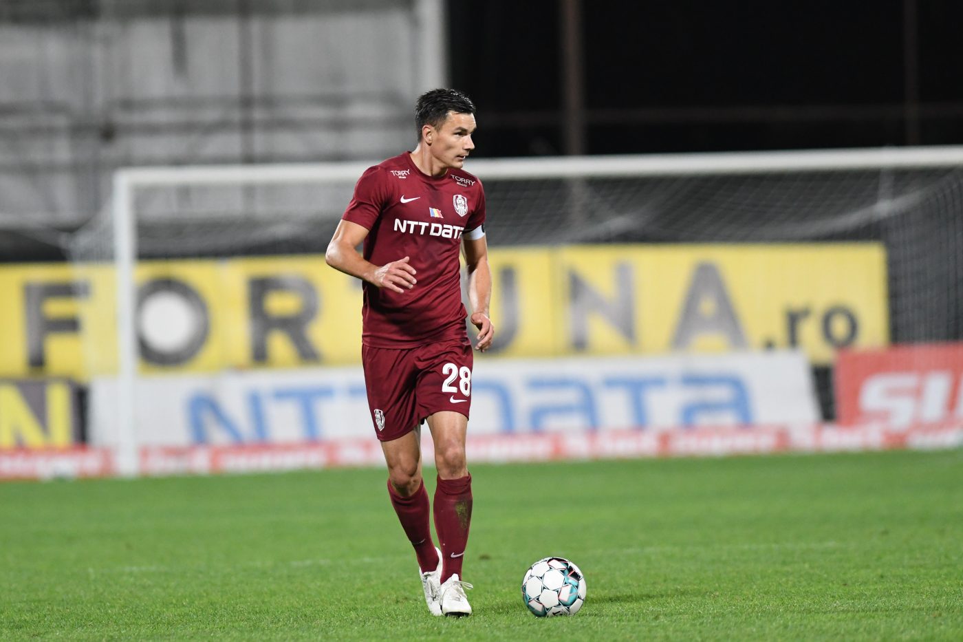 „Uciși” la Berna de arbitrul partidei, clujenii nu spun nimic după ce au fost ajutați de Istvan Kovacs. „Înseamnă că așa a fost”
