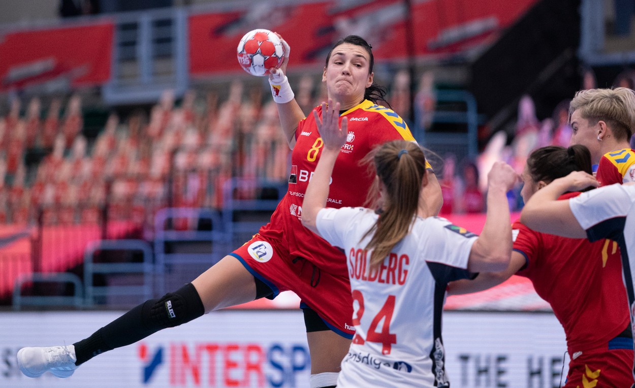 Cristina Neagu a doborât un nou record! Jucătoarea din România a devenit cea mai bună marcatoare din istoria Campionatului European de handbal feminin
