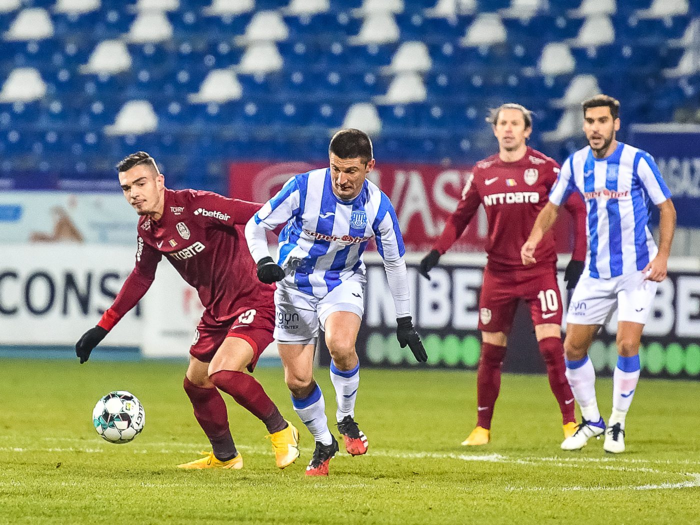 Denis Ciobotariu, încântat de prima victorie după plecarea lui Dan Petrescu. „Ne dorim să câștigăm campionatul”