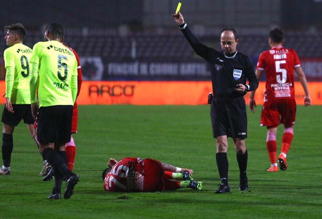 Lovitură pentru Jerry Gane! Starul Aleix Garcia a ieșit accidentat la ultimul meci în „Ștefan cel Mare”