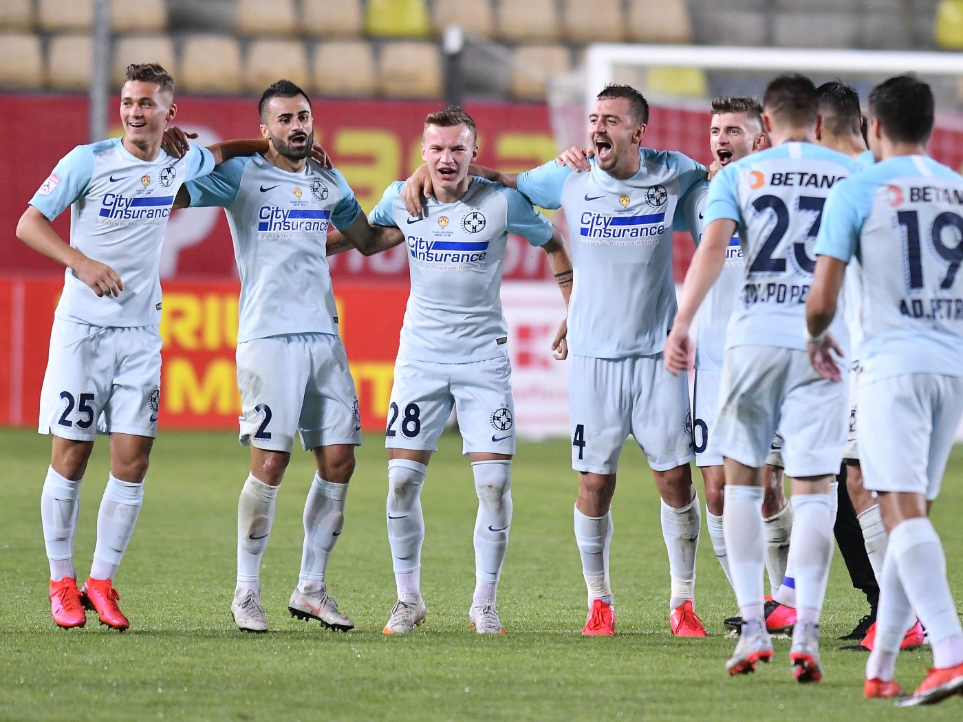 FCSB, afacere cu Academica Clinceni! Gigi Becali cedează 10 jucători și primește doi bulgari la schimb