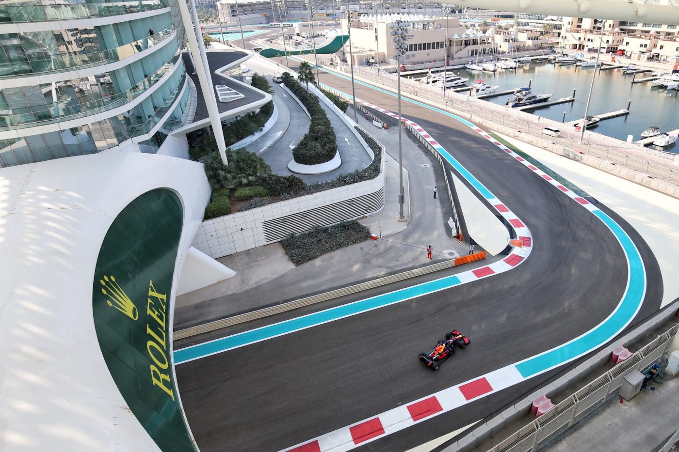 Max Verstappen, pole-position la Abu Dhabi! Sebastian Vettel s-a făcut iar de râs. Duminică se încheie sezonul în Formula 1