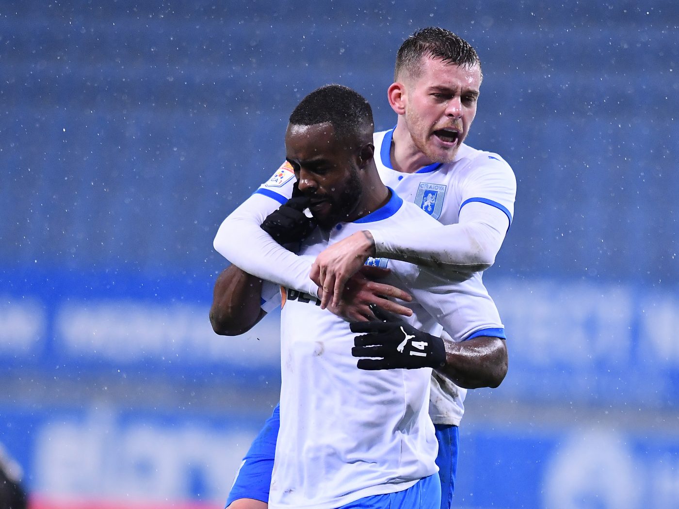 UTA Arad – Universitatea Craiova 1-2, Live Video Online. Trei goluri în mai puțin de o jumătate de oră! Reagy Ofosu a marcat după o fază superbă