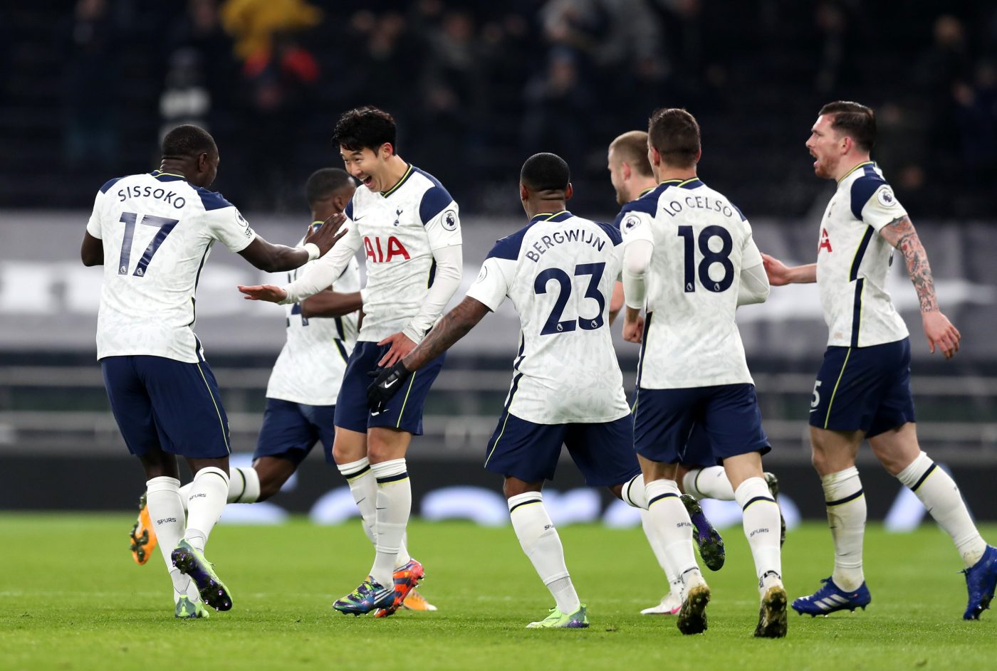 Pariuri pe goluri: Cota 2.74 cu recomandări pentru West Ham – Leicester și Tottenham – Man. United!