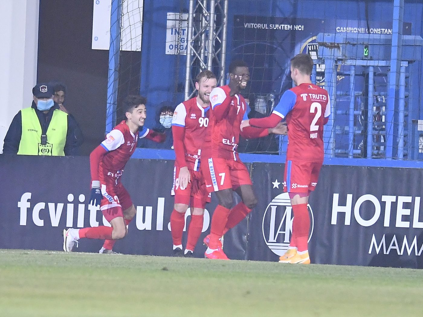 FC Botoșani – Dinamo 2-0. Ongenda înscrie un gol superb! Echipa lui Ionel Gane este la pământ | Live Video Online