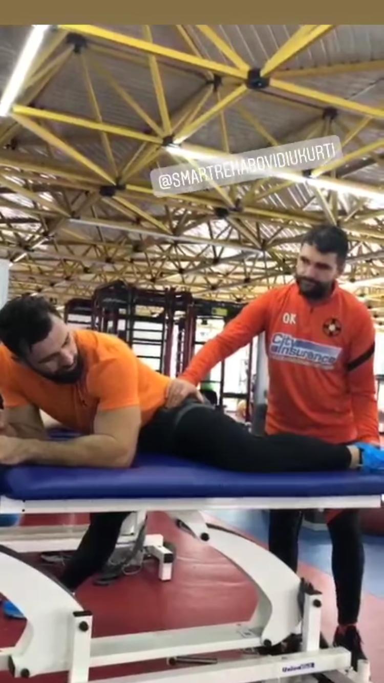 FCSB l-a „transferat” pe Andrei Stoica! Pugilistul român se antrenează la baza echipei lui Gigi Becali, înaintea luptei pentru centura mondială | FOTO