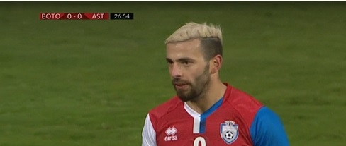 Probleme pentru sirianul „care face cât toți Moruțanii la un loc”. Mahmoud Al-Mawas a debutat la FC Botoșani, deși suferă de frig în România. „I-au înghețat picioarele”