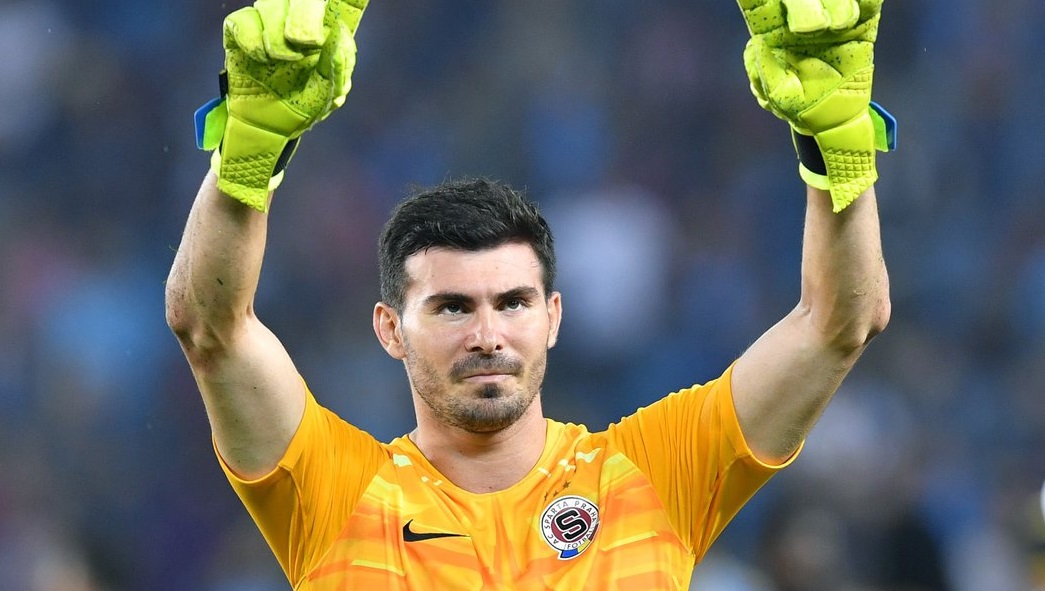 Florin Niță, în echipa săptămânii din UEFA Europa League, după prestația remarcabilă din Lille – Sparta Praga. Lacazette și Castillejo, colegi de formație
