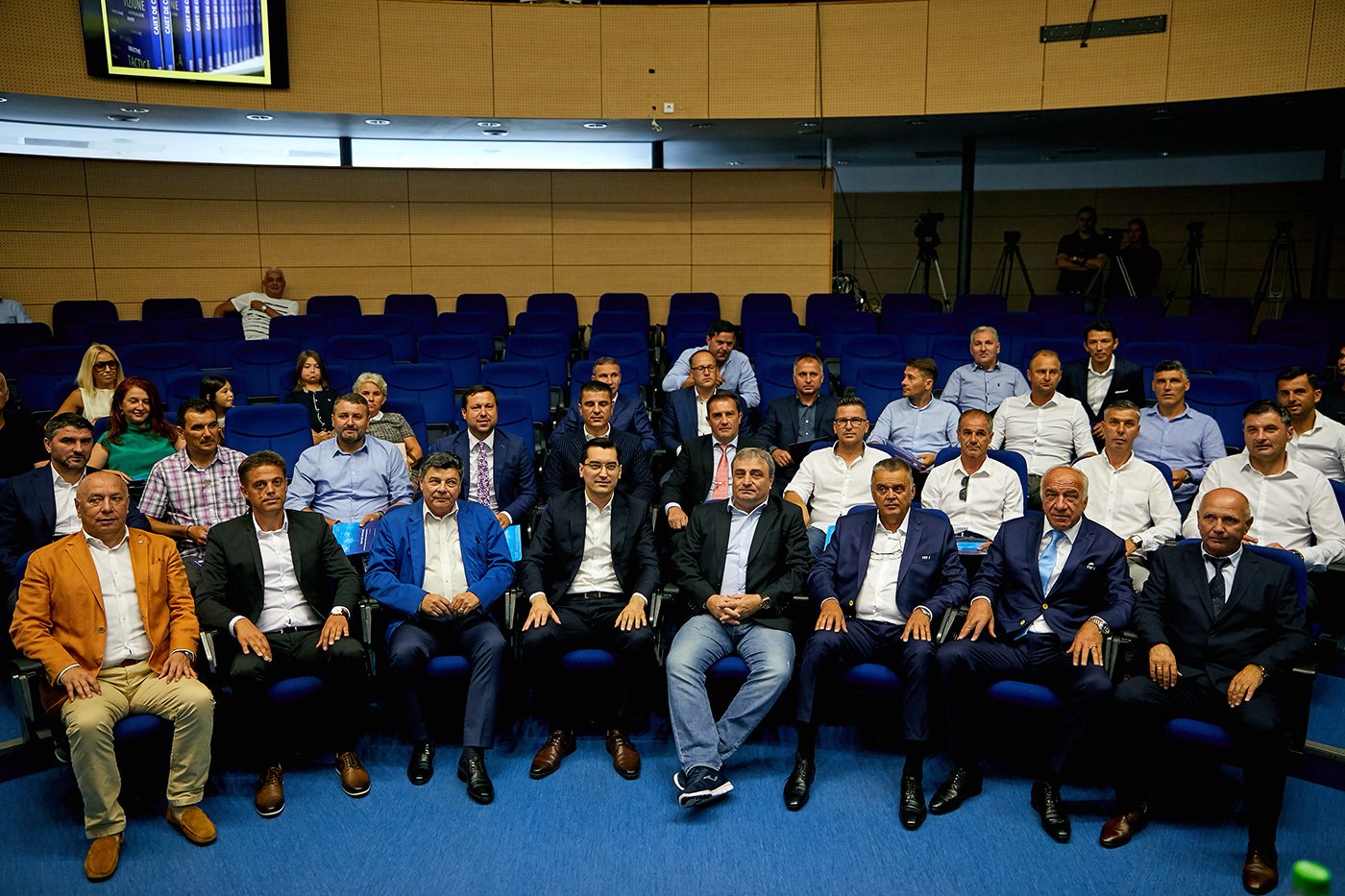 Posesorii vechi de licența Pro au scăpat de cursuri de perfecționare din cauza pandemiei! UEFA impune această regulă printr-o convenție din 2015 | EXCLUSIV