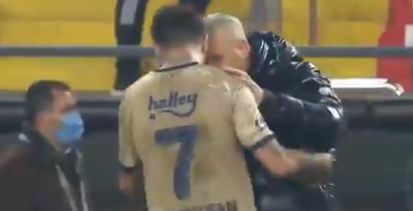 Marius Șumudică, gest superb după victoria în fața lui Fenerbahce! Cum a fost surprins antrenorul român | VIDEO