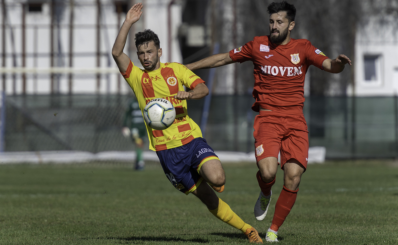 OFICIAL | CS Mioveni a câștigat la ”masa verde” meciul cu Ripensia, după ce argeșenii nu s-au prezentat la restanță. Cazul ”U” Cluj – Farul se complică