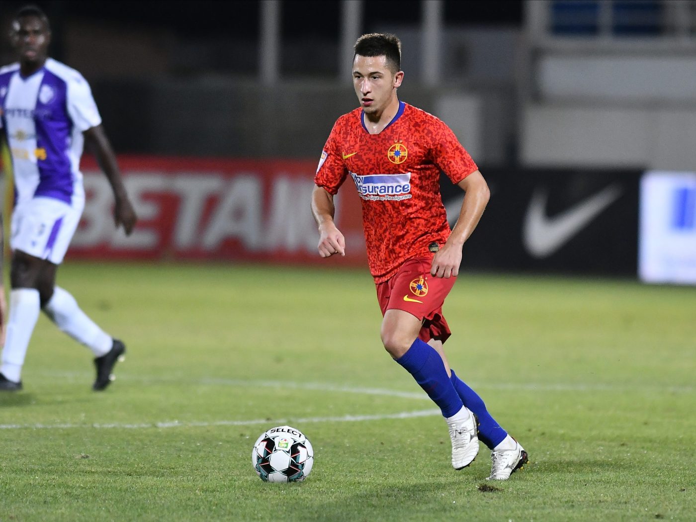 Vești excelente pentru Toni Petrea! Olimpiu Moruțan, gata să joace în derby-ul FCSB – Dinamo. Ce se întâmplă cu Dragoș Nedelcu | EXCLUSIV