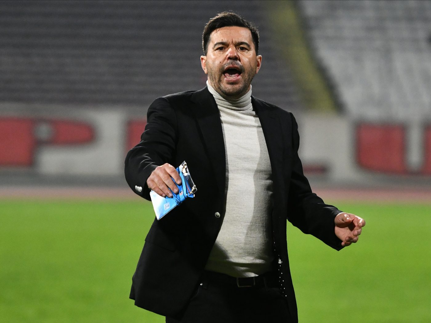 Cosmin Contra și-a găsit de lucru! Fostul antrenor al lui Dinamo i-a urmărit pe Mbappe și Lewandowski, în timp ce așteaptă banii de la DDB