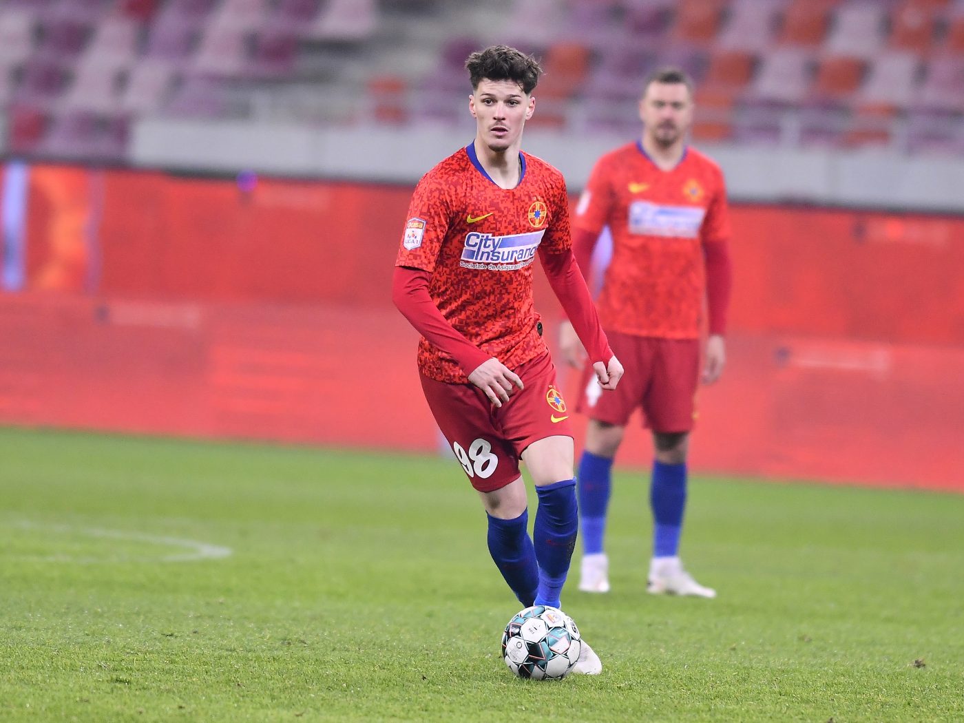 Dennis Man, avertizat de fratele unui star de la Parma. „Nu știu cât de bine ar fi să vină aici! Îl văd în altă parte!”