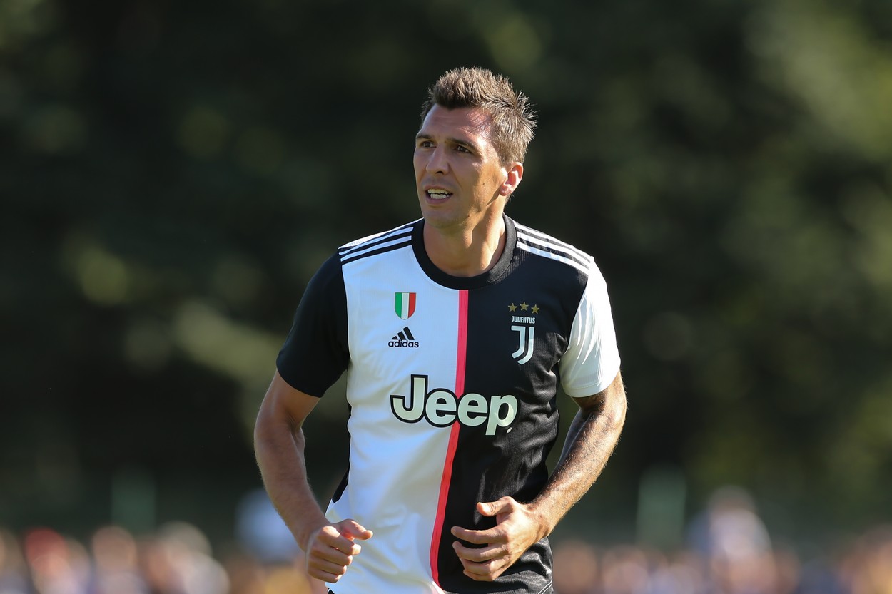 AC Milan a perfectat contractul cu Mario Mandzukic până la finalul acestui sezon!