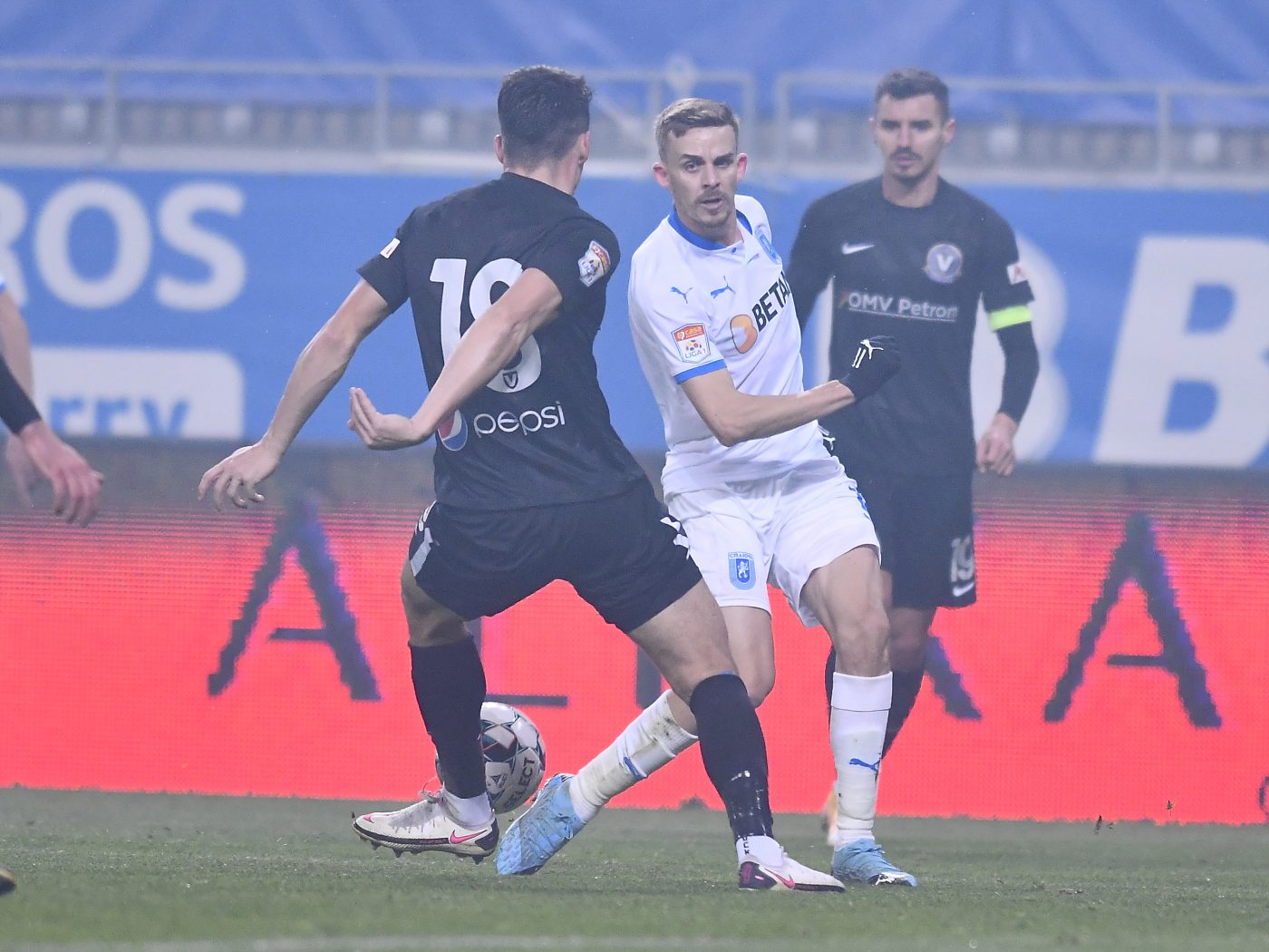 Universitatea Craiova – FC Viitorul 1-1. Echipa lui Corneliu Papură, pas greșit în lupta pentru titlu. Oltenii nu au câștigat de 5 meciuri