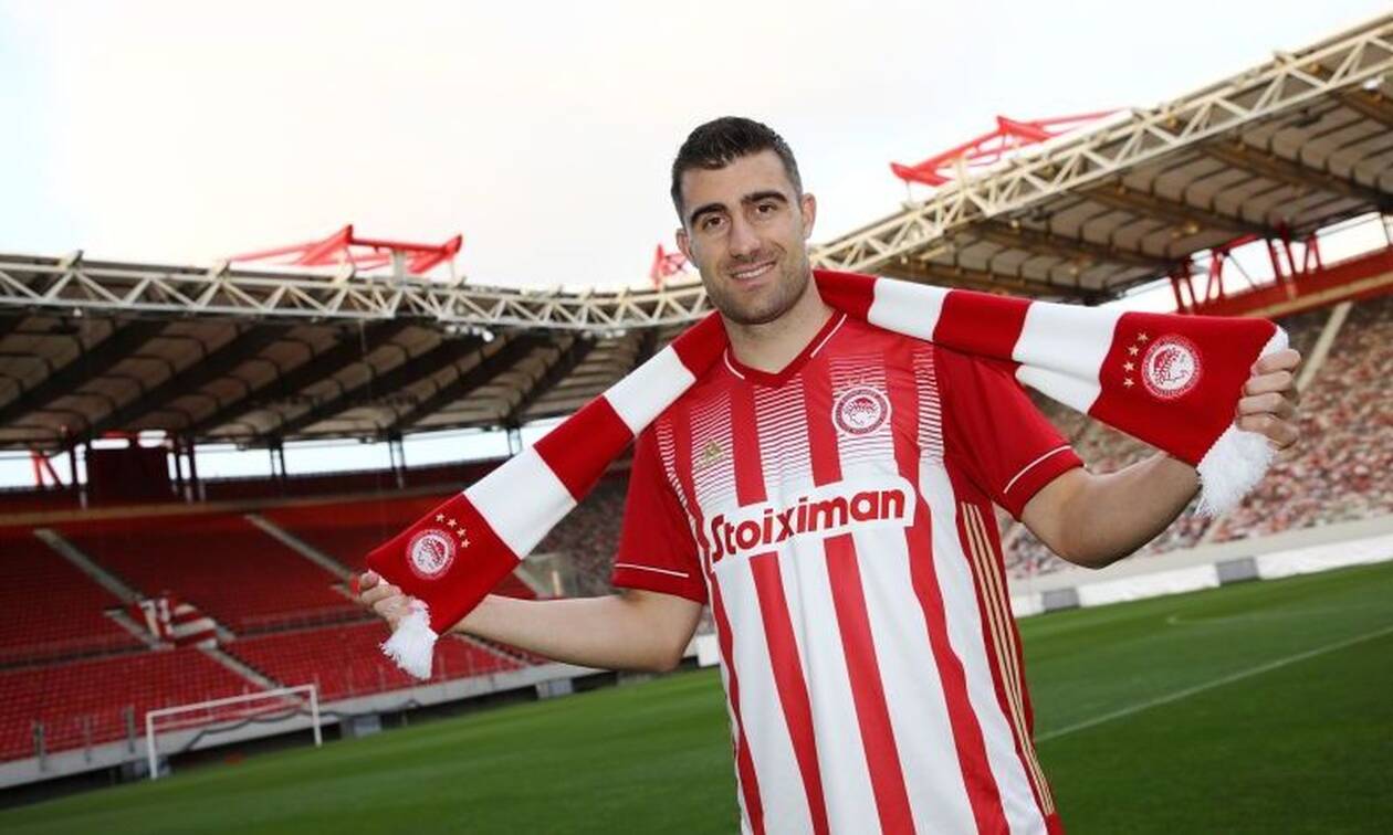 Olympiacos a dat lovitura pe piața transferurilor! Sokratis Papastathopoulos a semnat cu grecii, după ce Liverpool îl contactase în ultimele zile