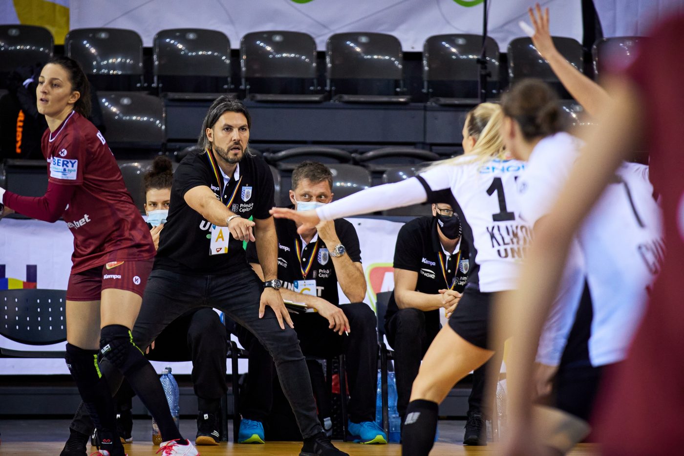 Adrian Vasile devine noul antrenor al naționalei feminine de handbal!