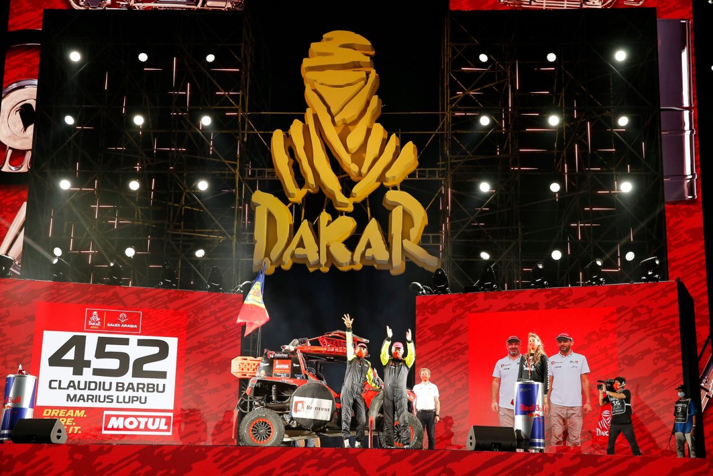 Raliul Dakar 2021: Claudiu Barbu și Marius Lupu au terminat cu bine etapa a 3-a și sunt pe locul 57 la general