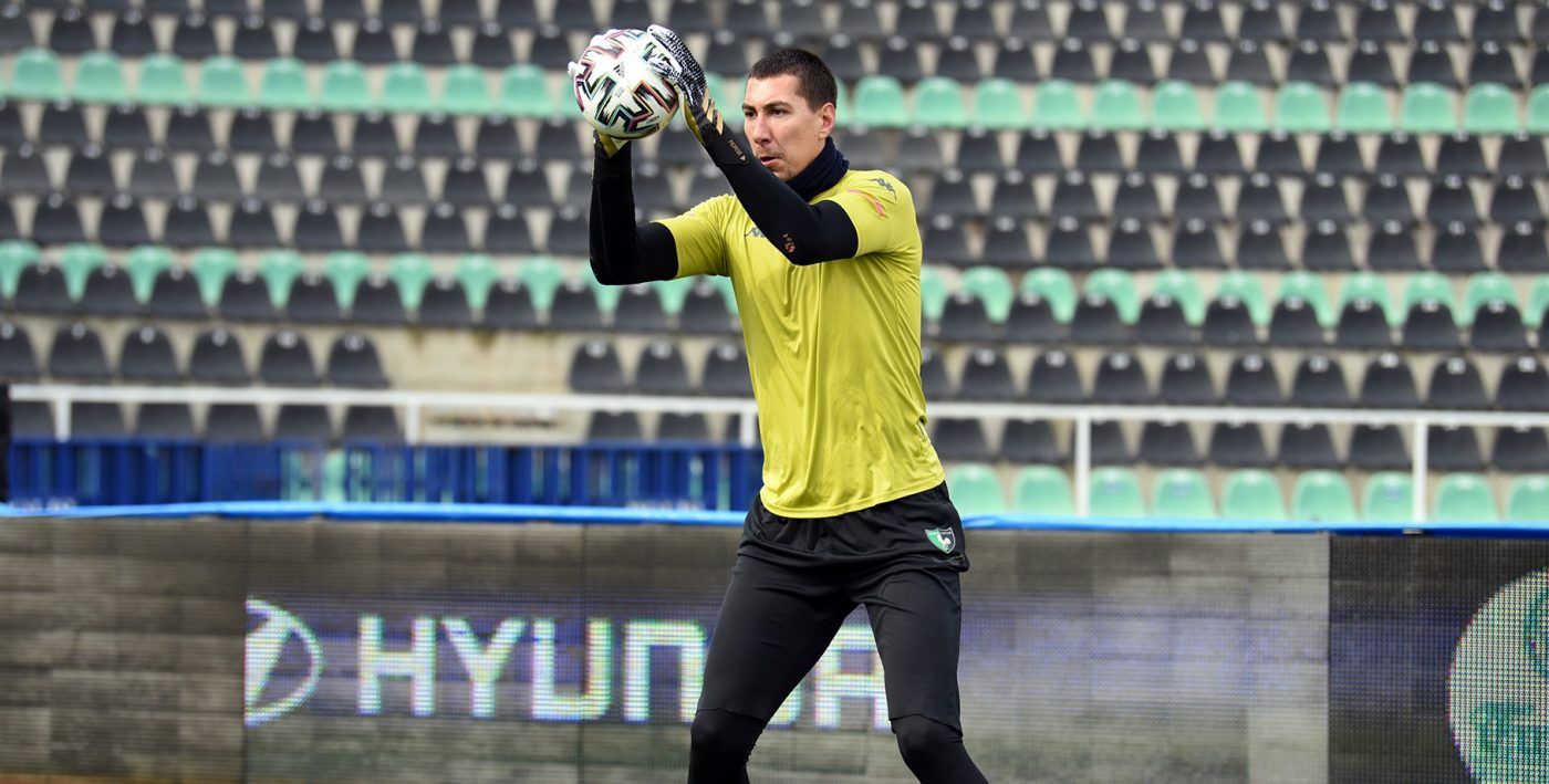 Costel Pantilimon și-a depus memoriu la FIFA pentru a pleca de la Denizlispor. Portarul român e titular incontestabil la penultima clasată din Turcia