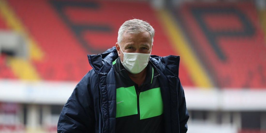 Se pregătește bomba anului în fotbalul românesc: Sepsi l-a ofertat pe Dan Petrescu! Pe ce perioadă e dorit antrenorul-trofeu | EXCLUSIV