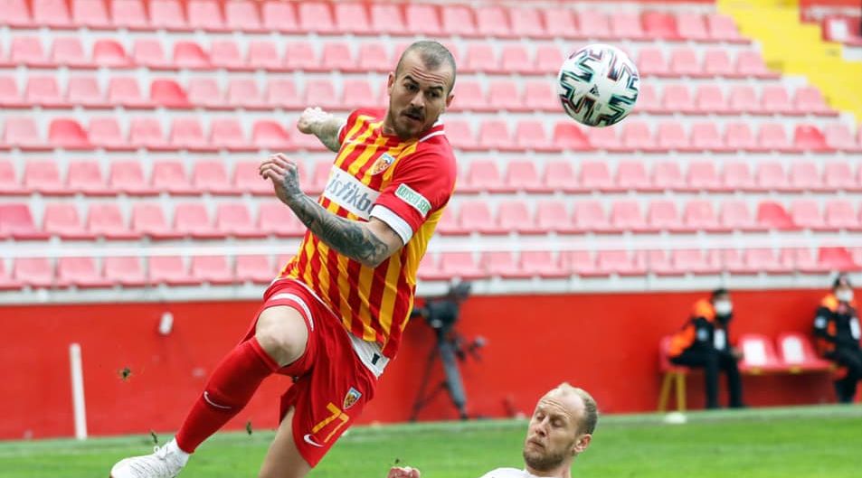 Ce se întâmplă cu Denis Alibec? Dan Petrescu s-a întors în Turcia cu o veste teribilă: „E o pierdere mare!”