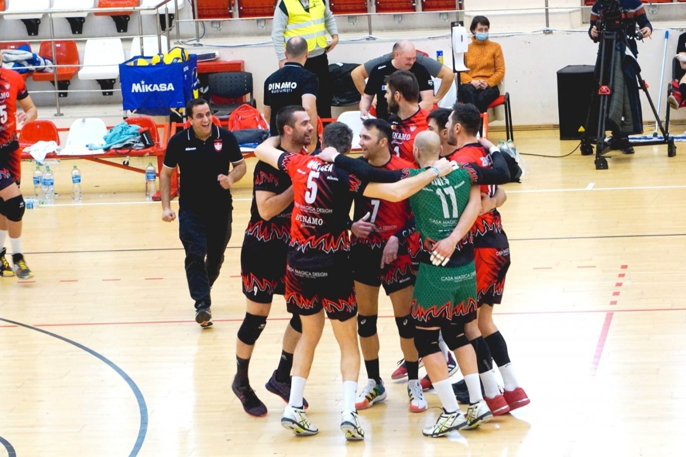 Dinamo – SCMU Craiova este finala Cupei României la volei masculin. Cine transmite la tv ultimul act de la Cluj-Napoca