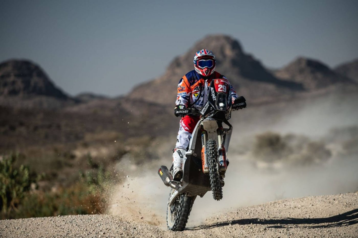 Prima etapă a Raliului Dakar 2021: românul Emanuel Gyenes a sosit pe locul 36 la secțiunea moto! Distanța față de invingător este de aproape 42 de minute