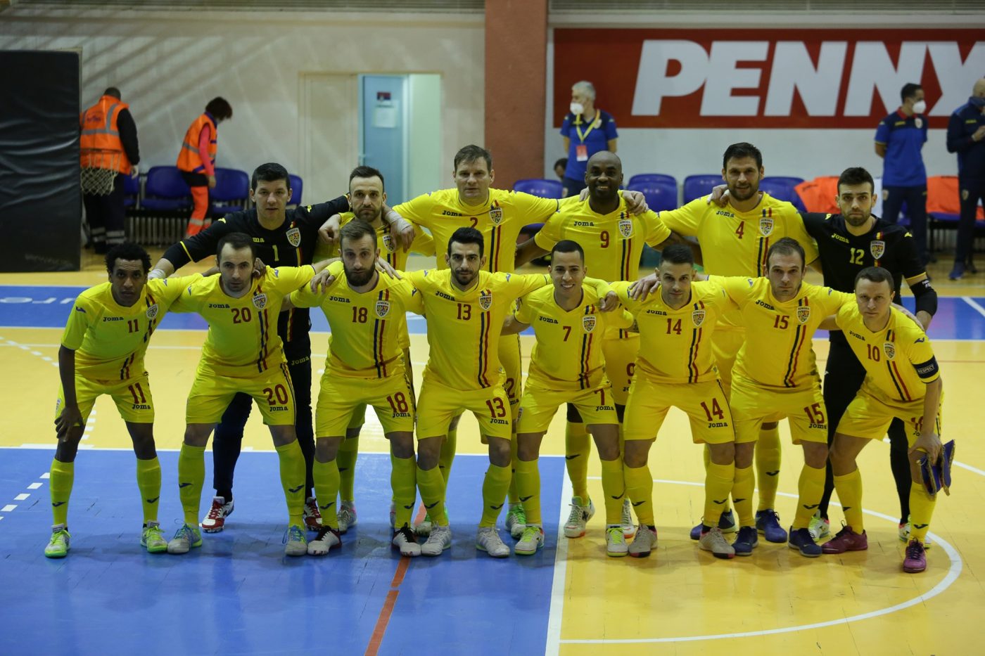 Futsal: România a scos un 2-2 cu valoroasa națională a Serbiei, locul 7 în Europa, partidă disputată la Timișoara