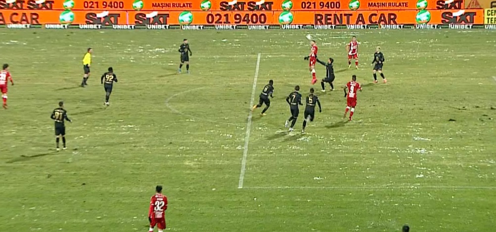 Magaye Gueye, primul gol după ce a fost convins de suporteri să rămână la Dinamo! Atacantul a egalat cu Gaz Metan după o fază superbă FOTO & VIDEO