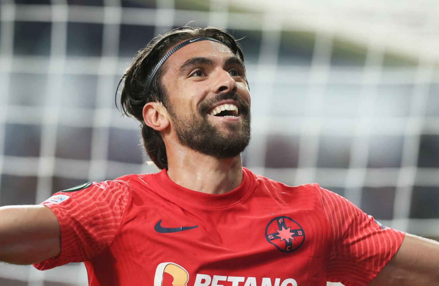 Andrea Compagno face înconjurul presei internaționale, după convocarea la prima reprezentativă a Italiei! Ce scrie Marca despre vârful lui FCSB: „A marcat mai mult pe terenuri noroioase decât în fața unor tribune strălucitoare! Meciul acesta poate fi debutul”