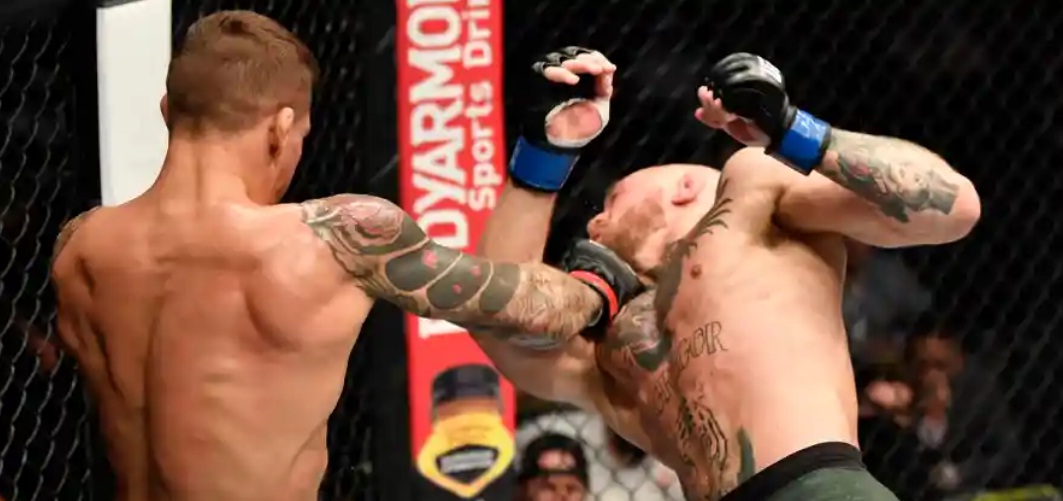 Connor McGregor a suferit un KO devastator la revenirea în UFC! Irlandezul promisese că îl va bate pe Dustin Poirier în 60 de secunde | VIDEO