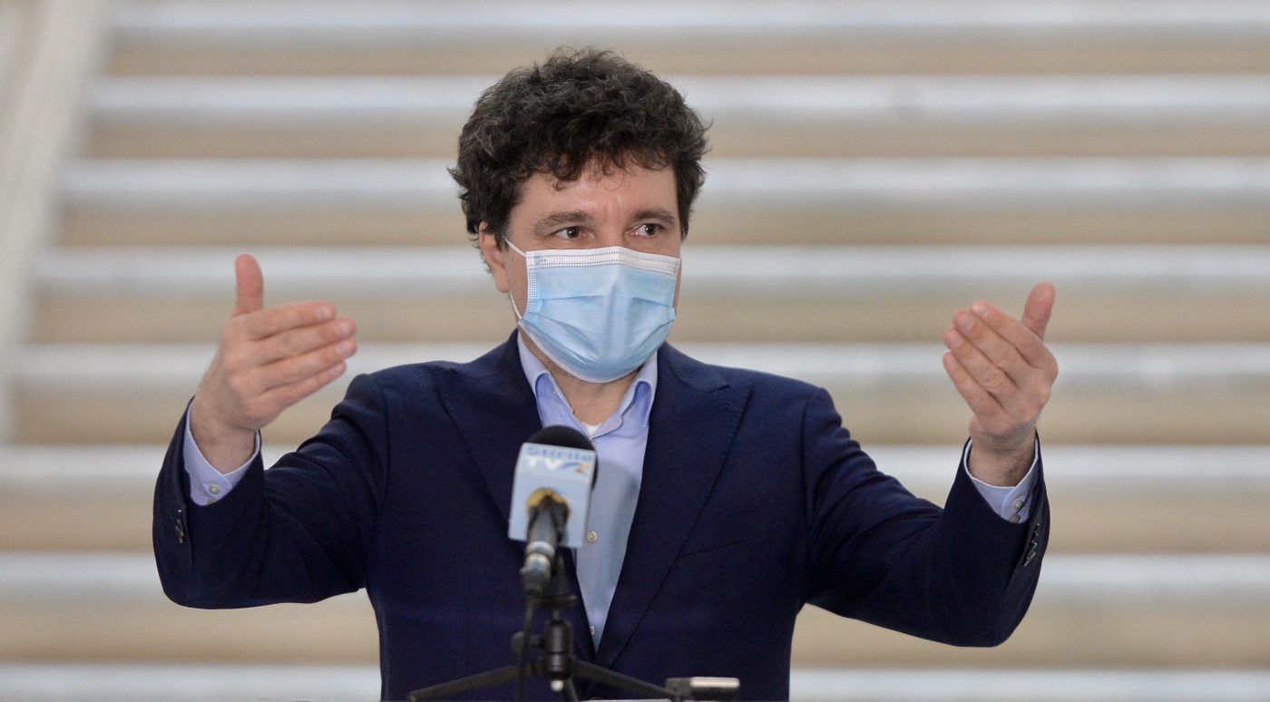 Nicușor Dan, decizie de ultimă oră pentru CSM București: „Înlăturăm inscripția «Primăria Capitalei». Ce se va întâmpla cu echipa de handbal feminin