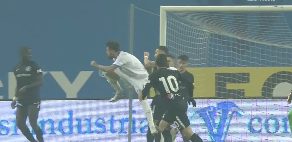 Paul Papp a spart gheața și ghinionul la Universitatea Craiova! Fostul fundaș al FCSB, gol spectaculos cu Viitorul | FOTO & VIDEO