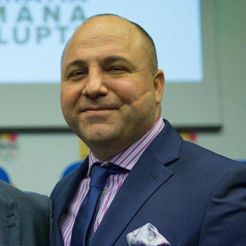 Răzvan Pîrcălabu, noul și vechiul președinte al Federației Române de Lupte. A candidat de unul singur și a fost ales în unanimitate