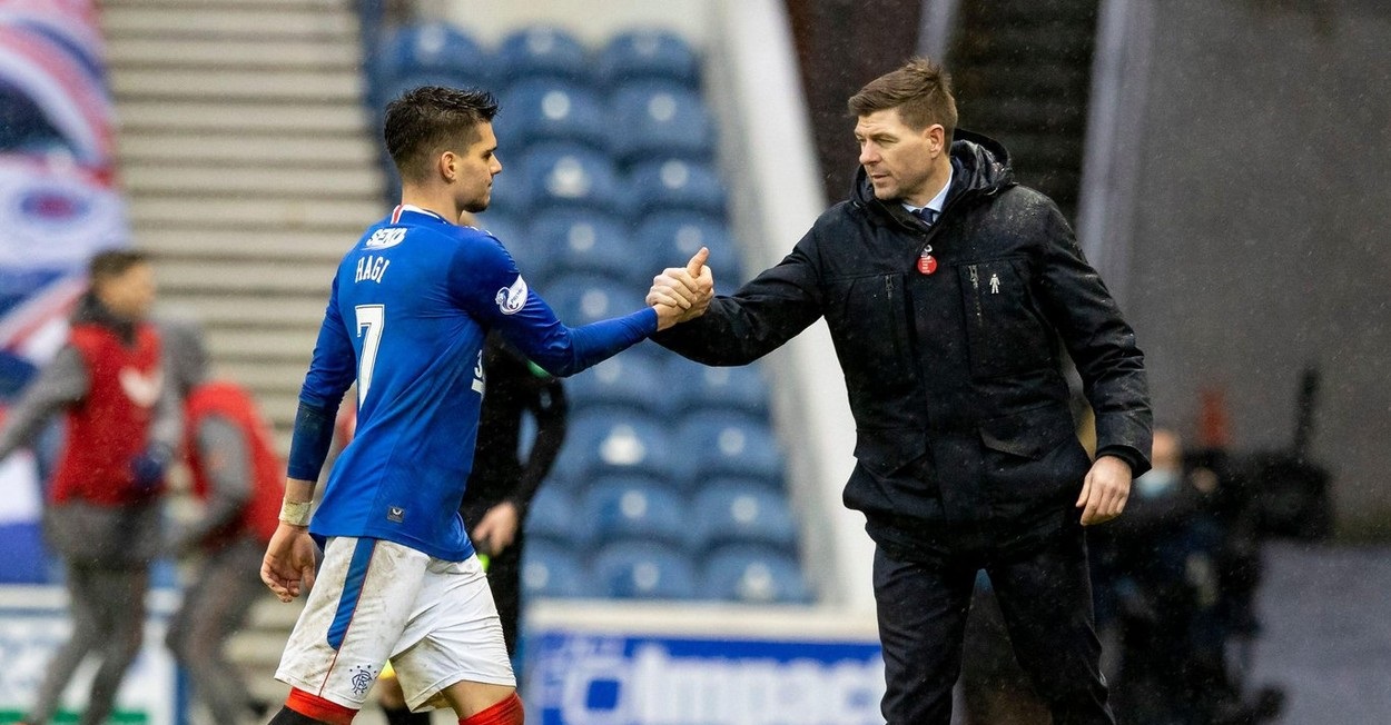 Steven Gerrard a dezvăluit ce l-a rugat pe Ianis Hagi, înaintea partidei cu Livingston: „Sunt convins că e mândru de jocul lui!”. Ce notă a primit fotbalistul român în presa din Scoția