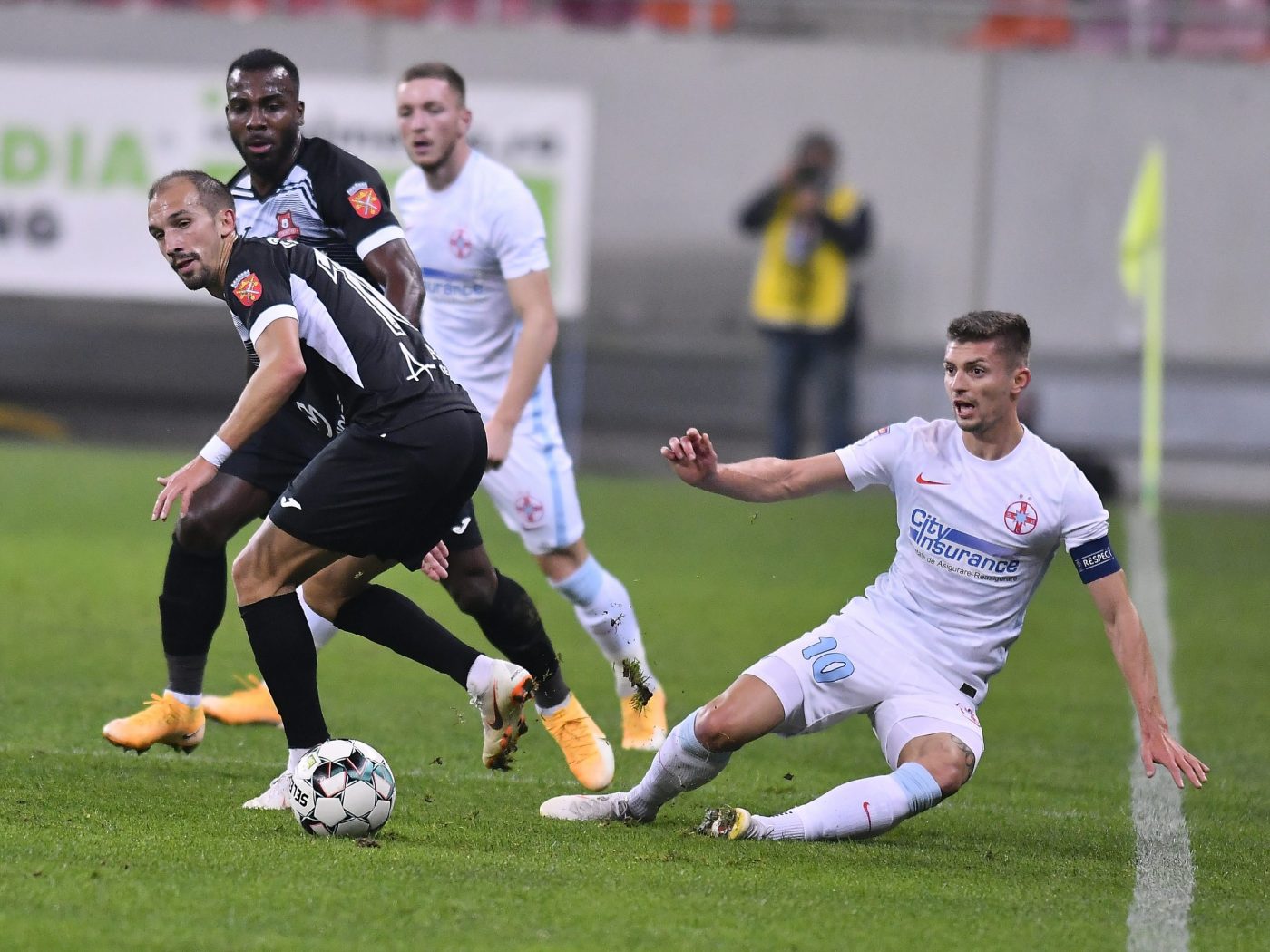 LPF a anunțat programul etapei 23 din Liga 1.  Când joacă FCSB, CFR și Universitatea Craiova