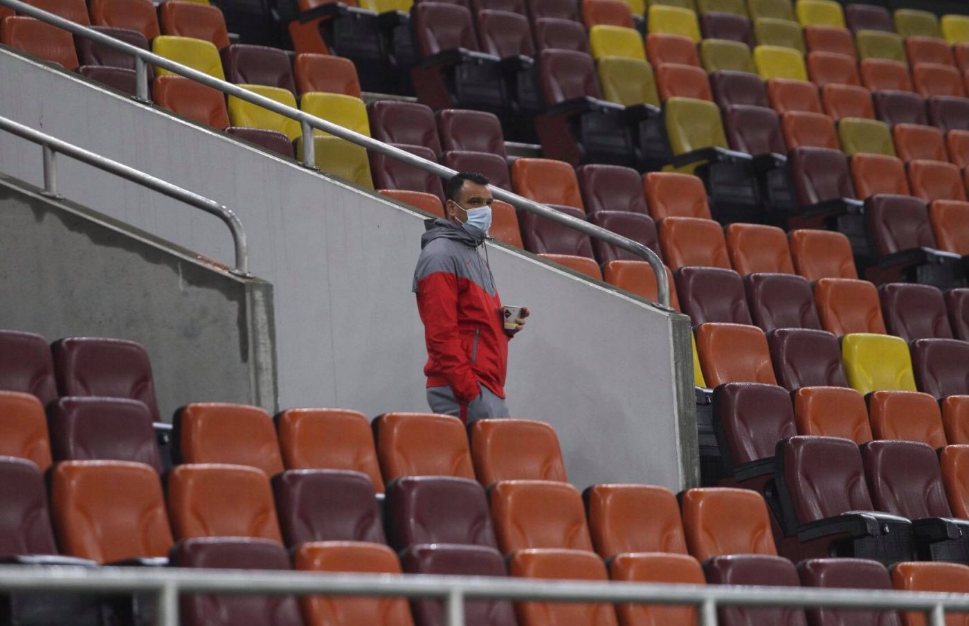 Toni Petrea a explicat titularizarea lui Denis Haruț, la două zile după ce fundașul a semnat contractul cu FCSB. „Sper că se va adapta rapid”