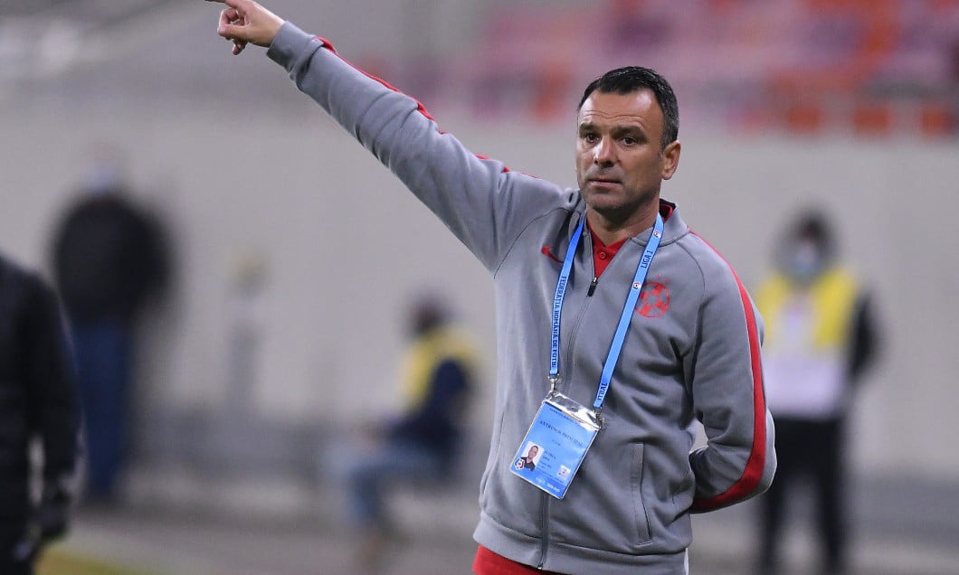 Toni Petrea pune presiune pe jucătorii săi înainte de Dinamo – FCSB.  „Trebuie să câștigăm cu orice preț!” Când poate debuta Vukusic + Anunț despre transferuri | VIDEO