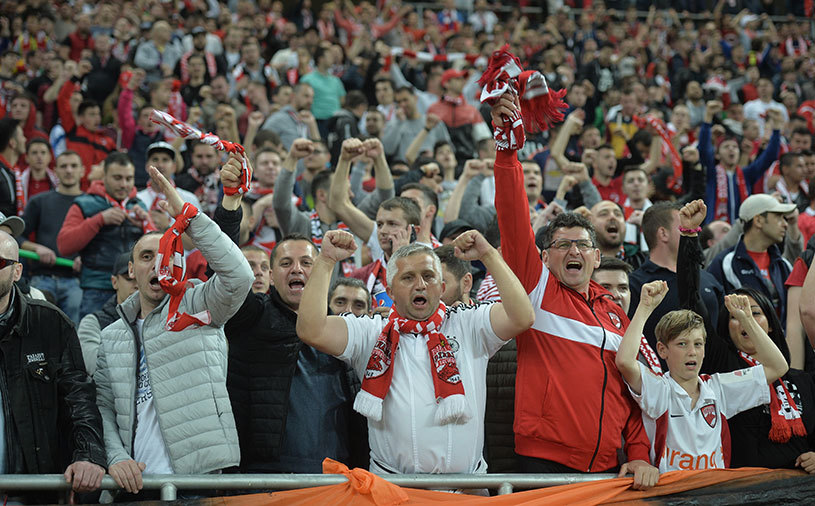 Acuzații grave la adresa fanilor de la Dinamo. „Au intrat în vestiar, l-au desființat pe Jerry!”