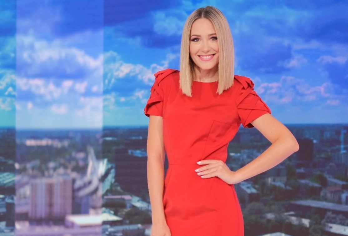 Camelia Bălțoi, mereu cu gândul la naționala României și la Simona Halep! Superba prezentatoare este sinceră: „Abia aștept să o revăd la Australian Open!” EXCLUSIV + GALERIE FOTO