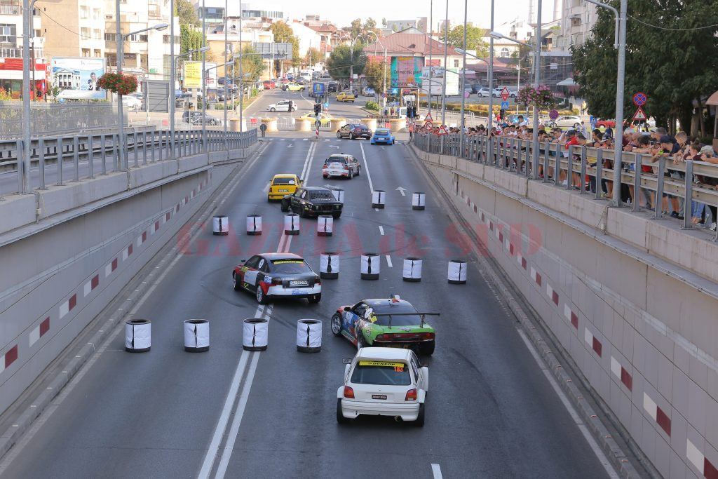 Cine transmite la tv Campionatul Naţional de Super Rally. Competiția de viteză pe circuit stradal se va desfășura în șase orașe din țară