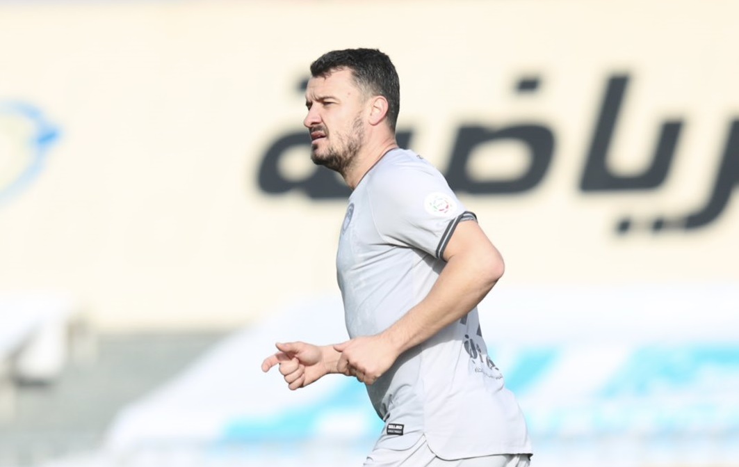 Constantin Budescu, moment de geniu la arabi: A marcat direct din corner! Lovitură fabuloasă a atacantului așteptat de Gigi Becali la FCSB | VIDEO