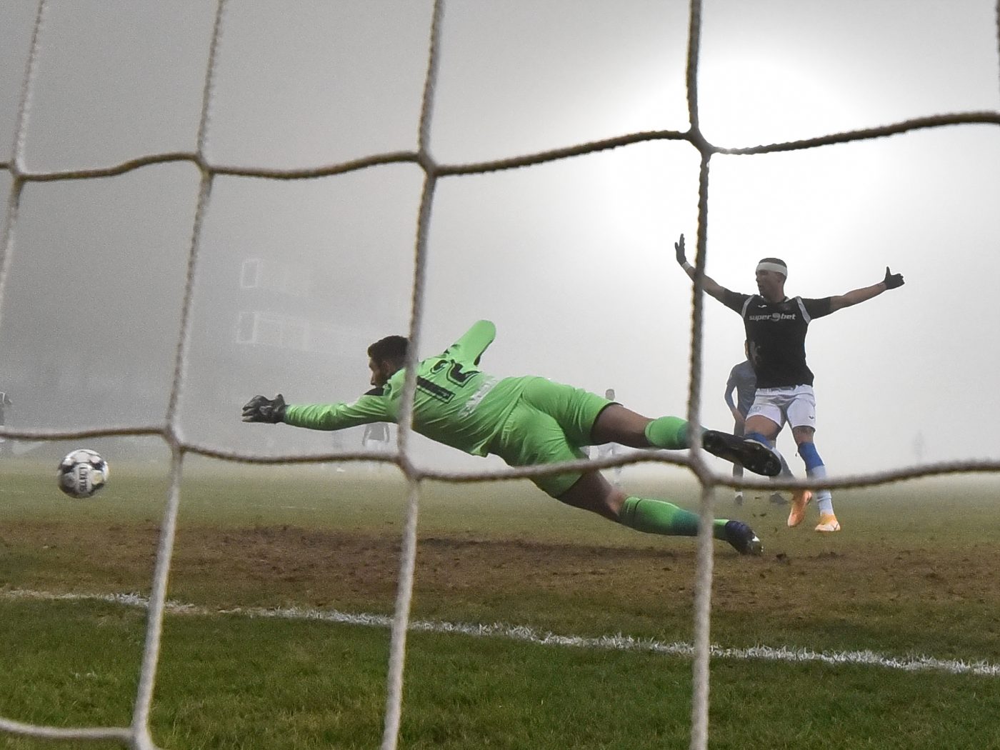 Viitorul, piază rea pentru Poli Iași! Ieșenii au avut mereu probleme în ultimele sezoane cu trupa lui Gică Hagi. De la arbitraj, până la pandemie, ceață sau nocturnă