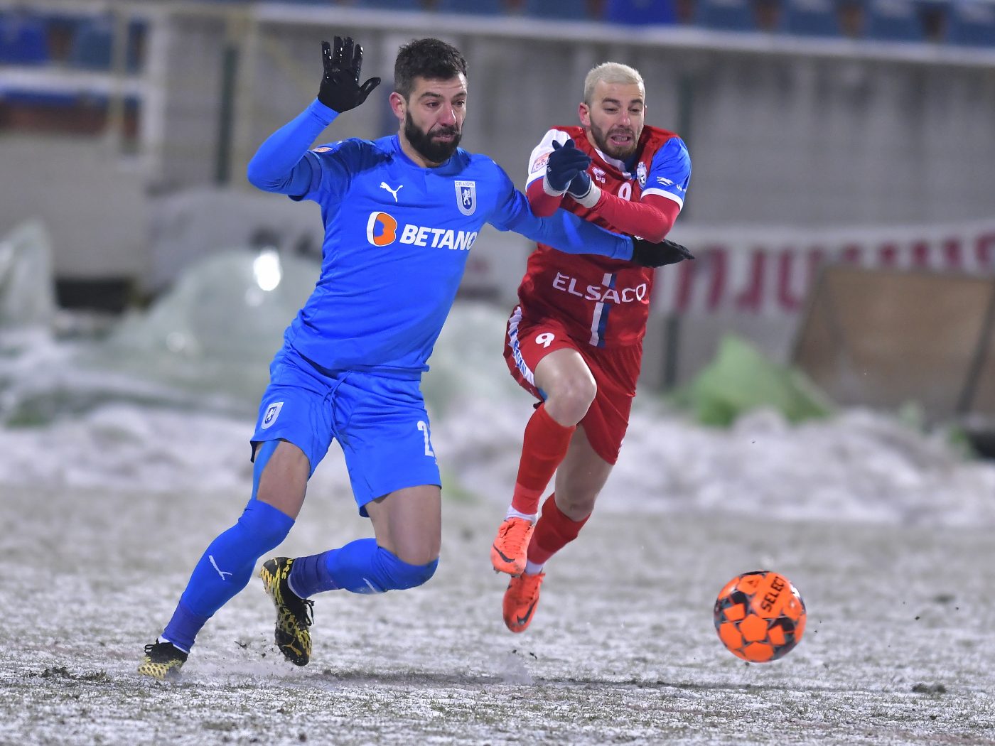 Liga 1: Război în Bănie între olteni și moldoveni » Universitatea – FC Botoșani se joacă și la pariuri!