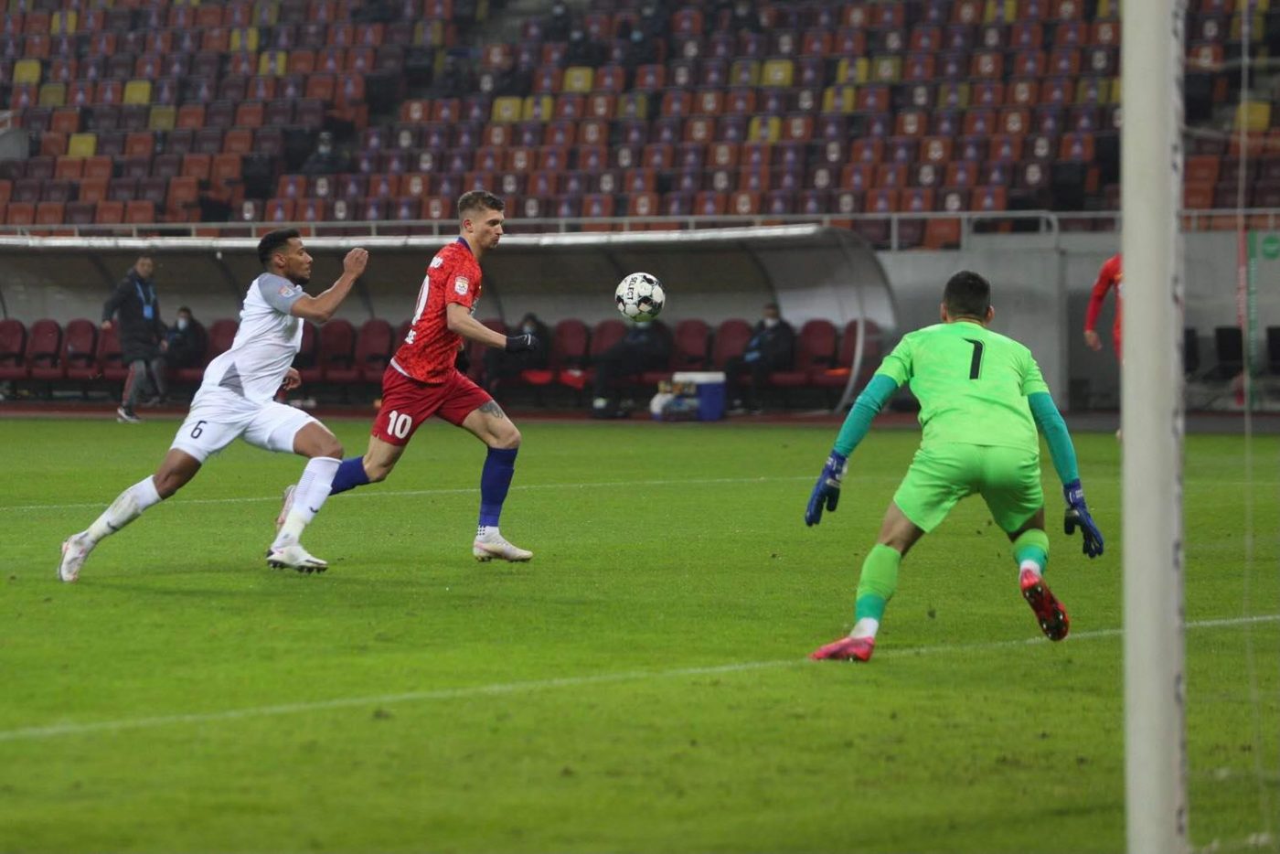 FCSB – Academica Clinceni 0-0, Live Online Video. Florin Tănase a ratat o ocazie foarte mare! Raul Rusescu, aproape de primul gol al partidei